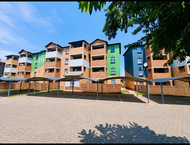 2 BEDROOM APARTMENT FOR SALE IN HEUWELOORD